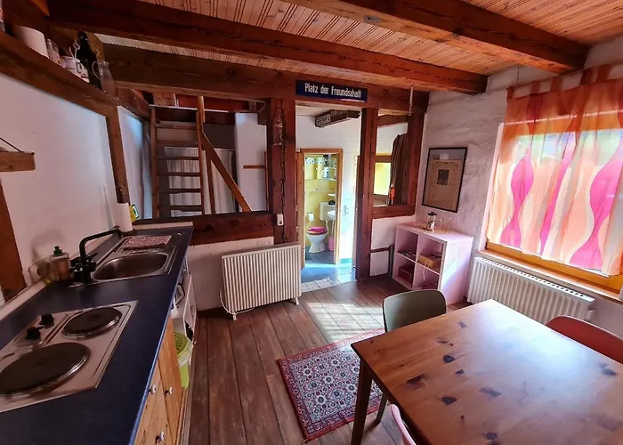 Berthi'S Townhouse In City Center