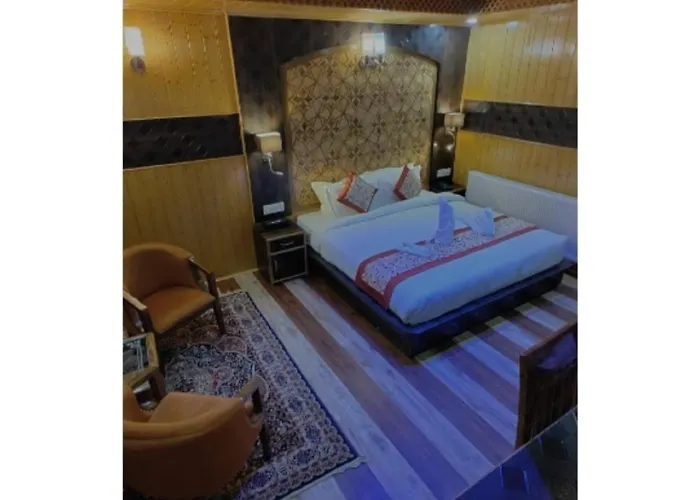 Hotel Shanu Premium