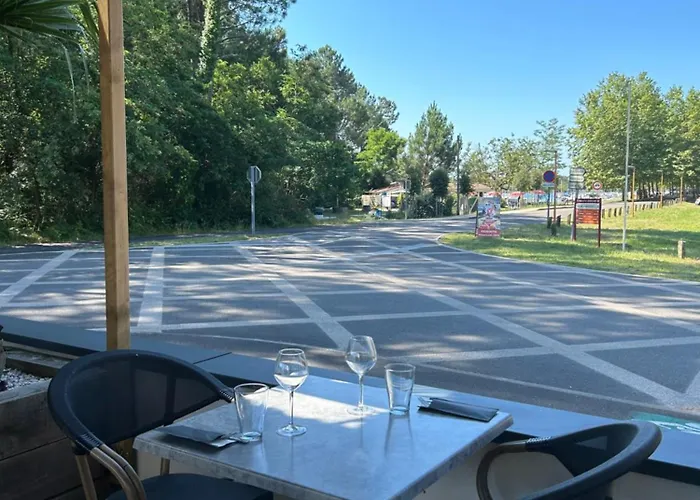 The Originals Boutique, Hotel Lakeside, Biscarrosse , Lac
