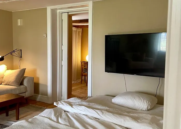 Magasinet - Cozy Farmstay Near Forest & Lake