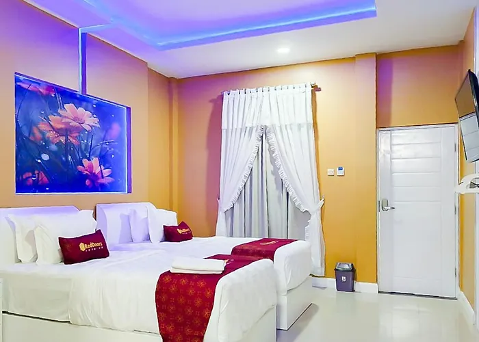 Reddoorz Premium Hotel Sopo Holong Sibolga