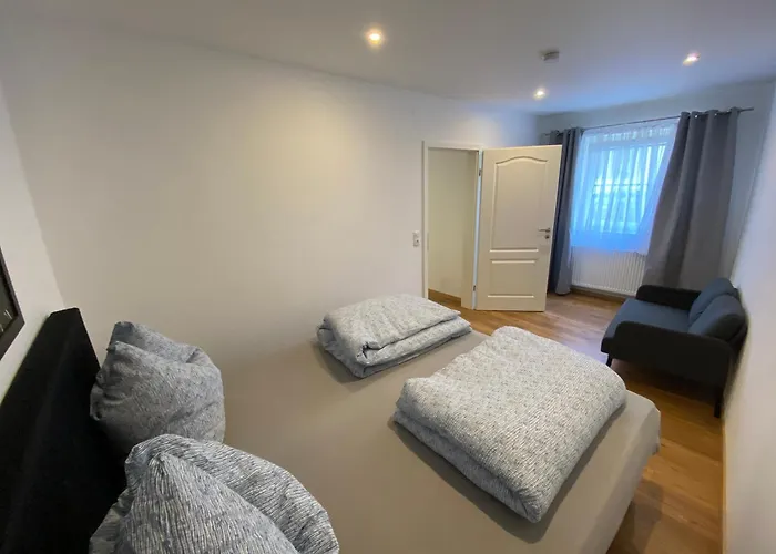 Ferienwohnung Scheuring Flügel EG