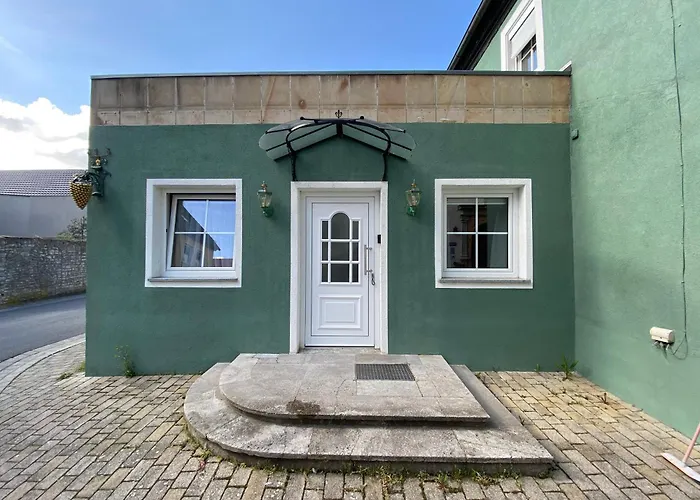 Ferienwohnung Scheuring Flügel EG