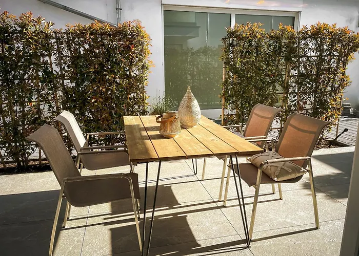 Dreamapartment La Vigna White Suite mit eigenem Indoorpool, Sauna&Grillhütte