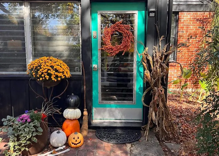 Cozy Retreat In Upscale Green Hills In West Nashville