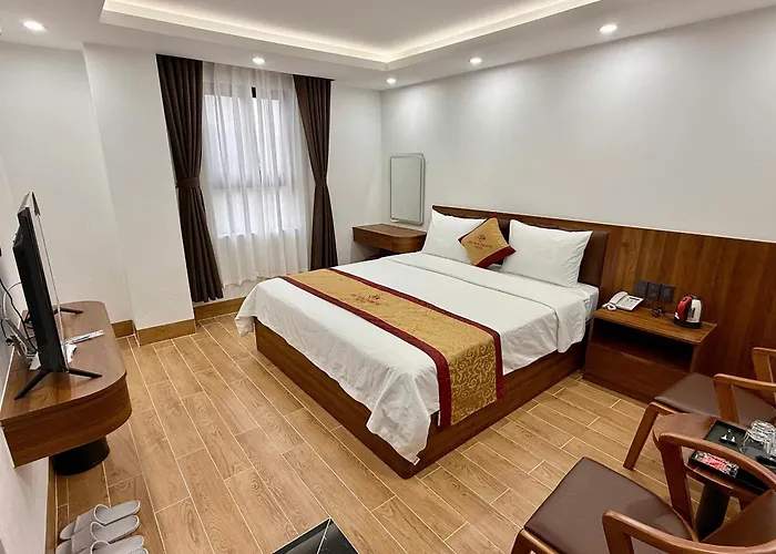Bao Ngoc Diamond Hotel 2