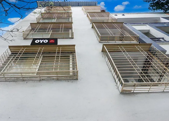 Hotel O Velvet Nest