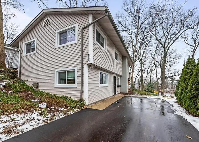 Well Appointed Lakefront Home