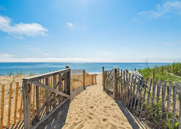 Beachfront Parking Salisbury Beach Retreat