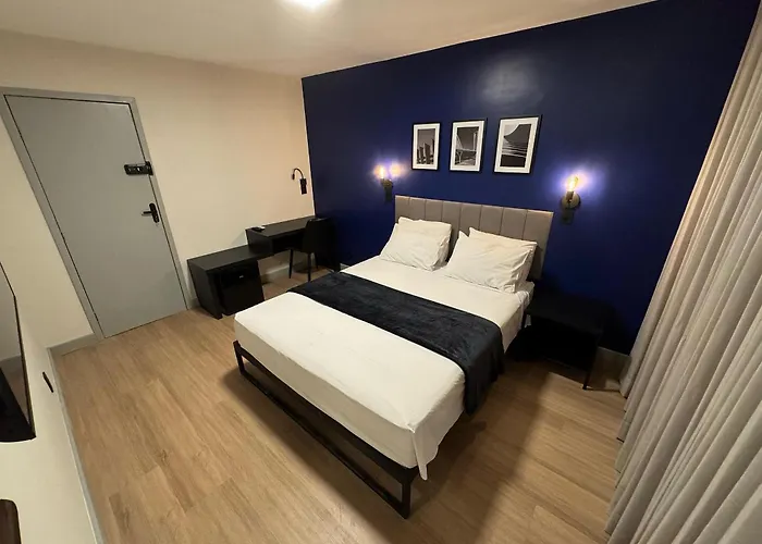 Conde de Linhares Flats