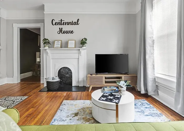 Luxury 1 Bed Downtown Columbia Upstairs