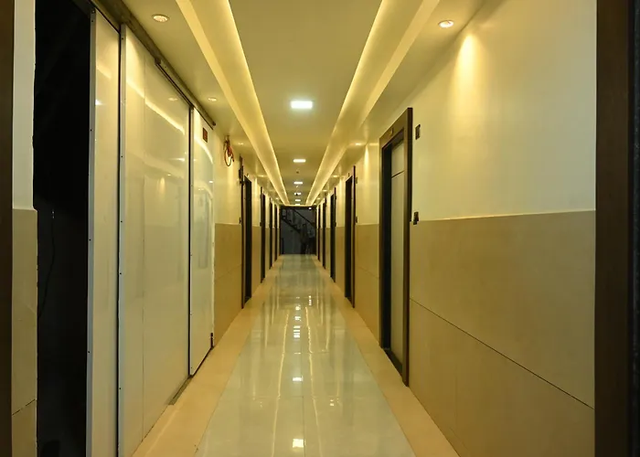 Metro Inn Residency