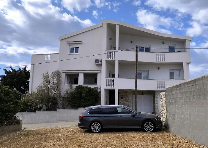 Apartments Dario