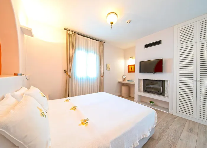 Sigacik Gardenya Buti̇K Otel
