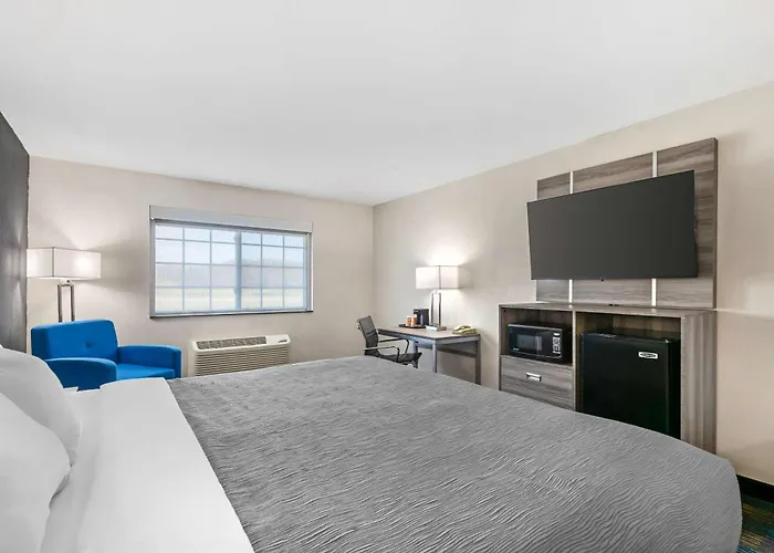 Quality Inn & Suites Fort Madison Near Hwy 61