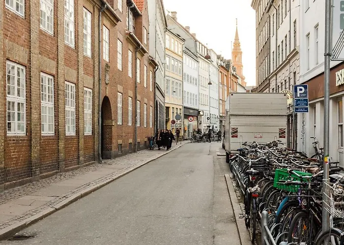 Perfect Apartments In Superb Location By Stroget, The Metro & Attractions