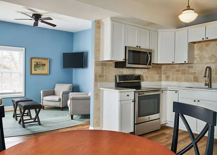 The Cadillac House Lexington, Tapestry Collection By Hilton