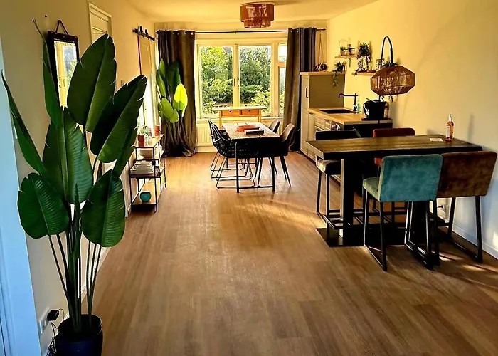Sonsbeek City Apartment "De Merel"