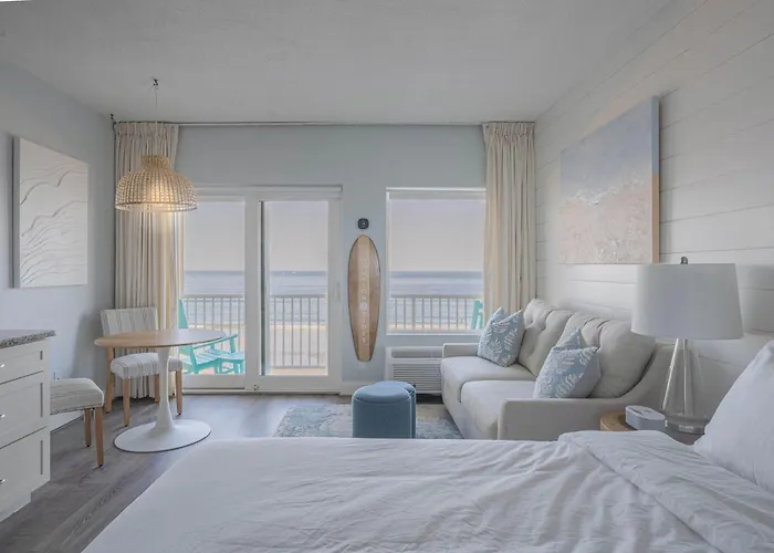 Hampton Tides-Ocean View-Top Floor With Balcony