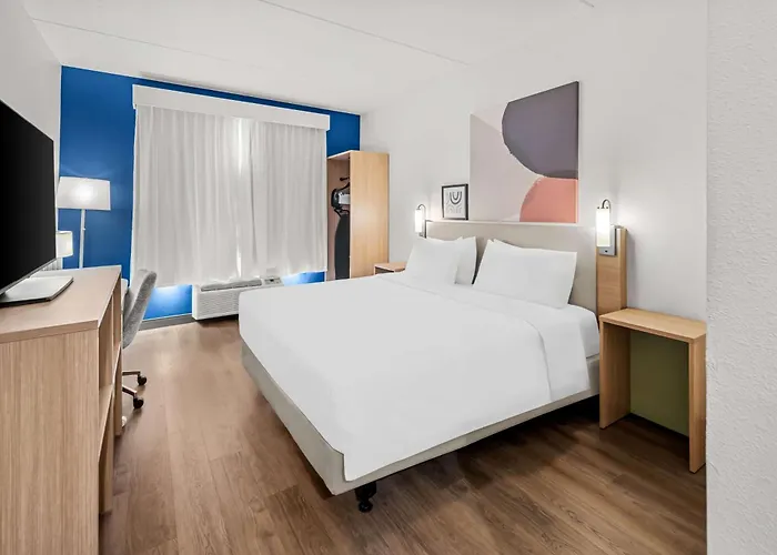 Spark By Hilton Woodbridge