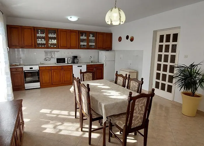 Apartmani Sladana