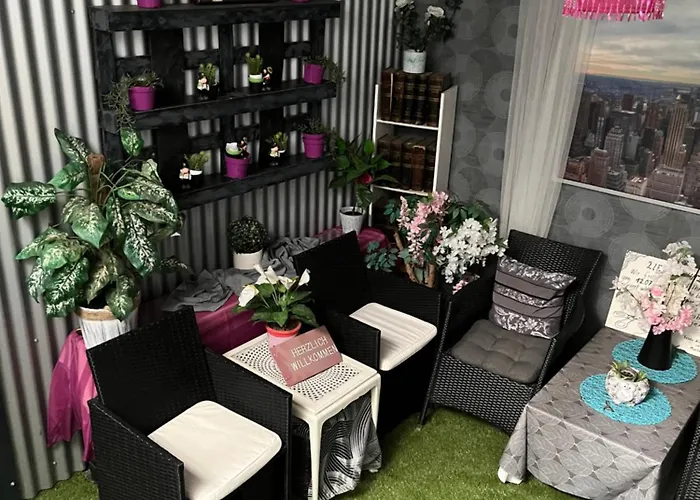 Viktera Modernes Apartment mitten in der Stadt und doch sehr ruhig Zu Therme 2 Minuten