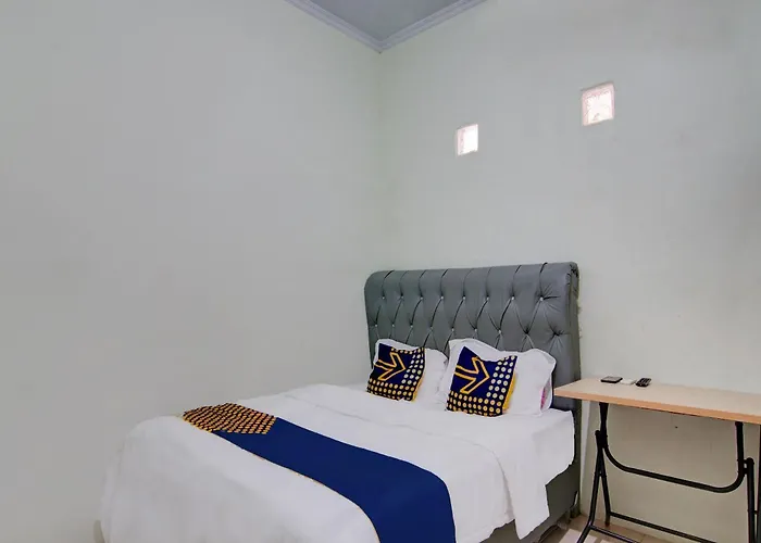Hotel O Awi Stay Syariah Near Simpang Kawasan Industri Wilmar Pelintung