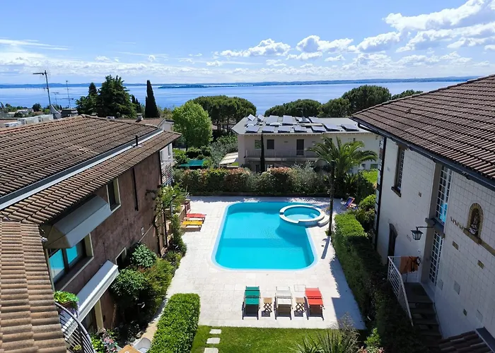 Villa Maria Apartments