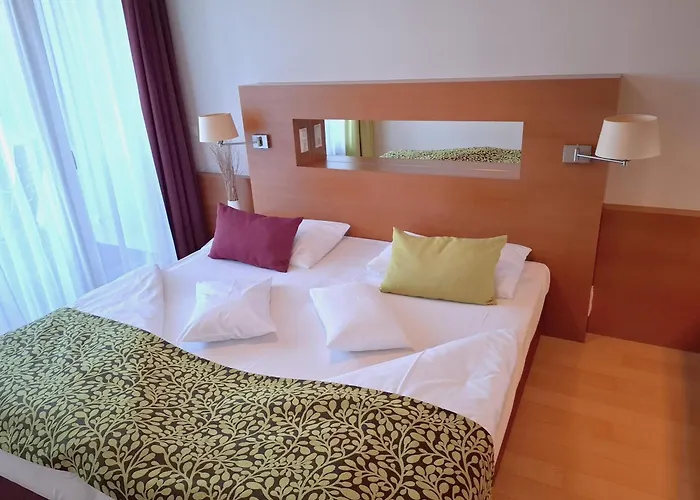 Ruhe&Wellness ! BAD WALTERSDORF Thermen-Apartment mit direktem Spa-Zugang