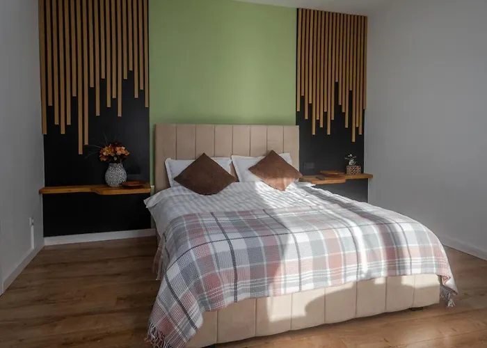 The Urban Retreat - Sophie Suite