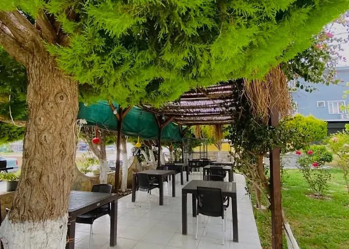 Mandarin Beach Hotel