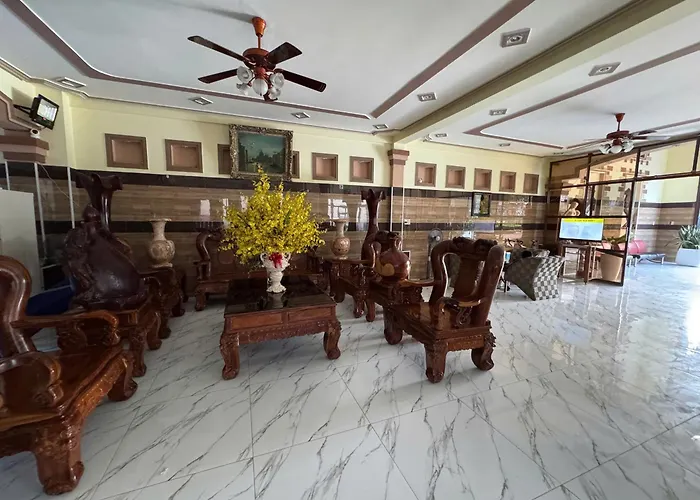 Ho Phong Hotel