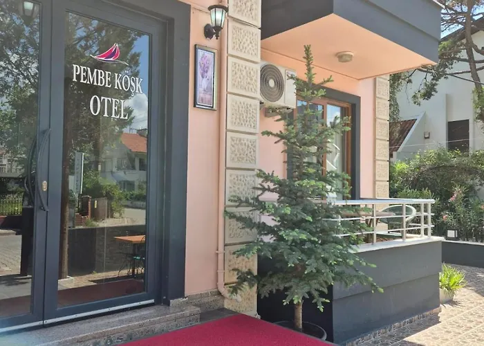 Pembe Koesk Otel