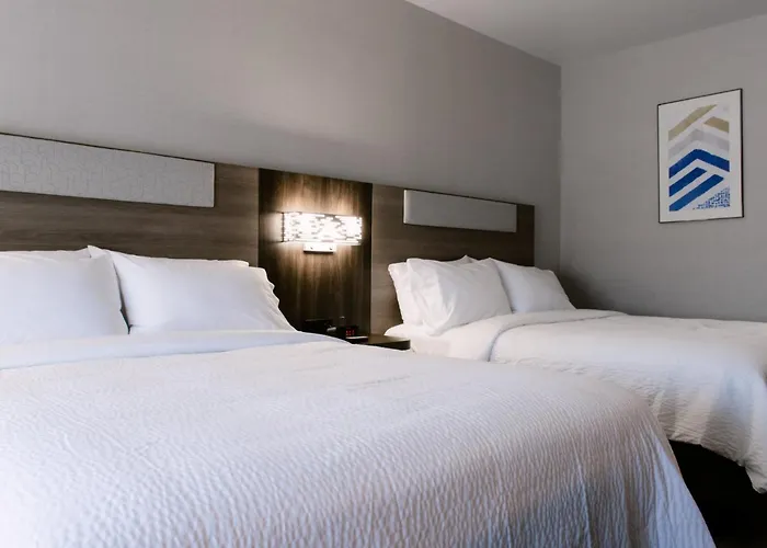 Holiday Inn Express Glen Rose By Ihg