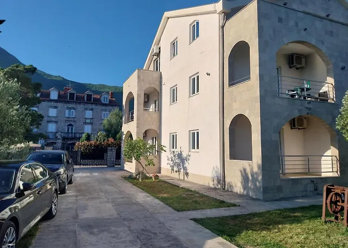 Apartments Villa Danilovic