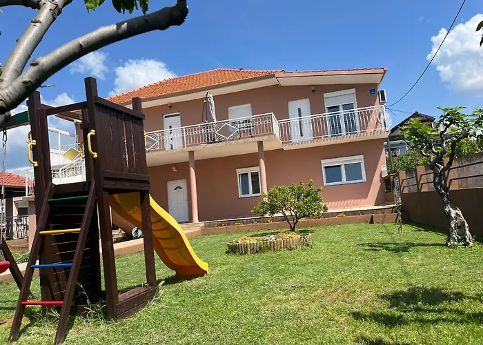 Apartmani Dubravka