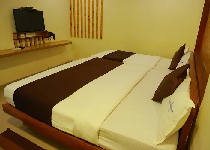 Hotel Annai Bay