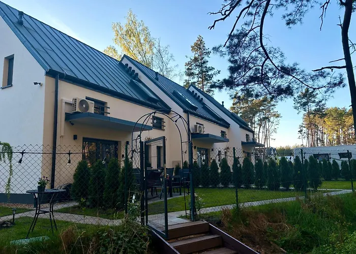 La Brisa Apartments