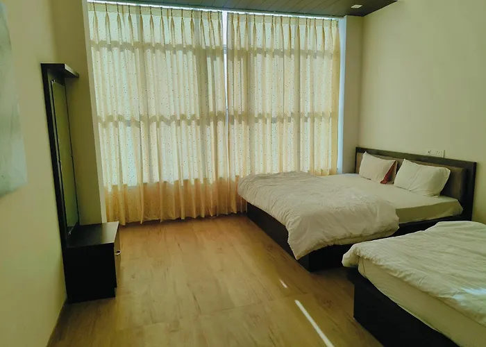 Hotel Ananya Fairview
