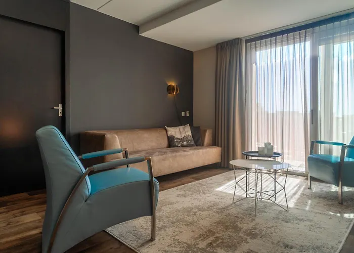 Zuiderzeestate 35, Prachtig Appartement Aan Het Ijsselmeer