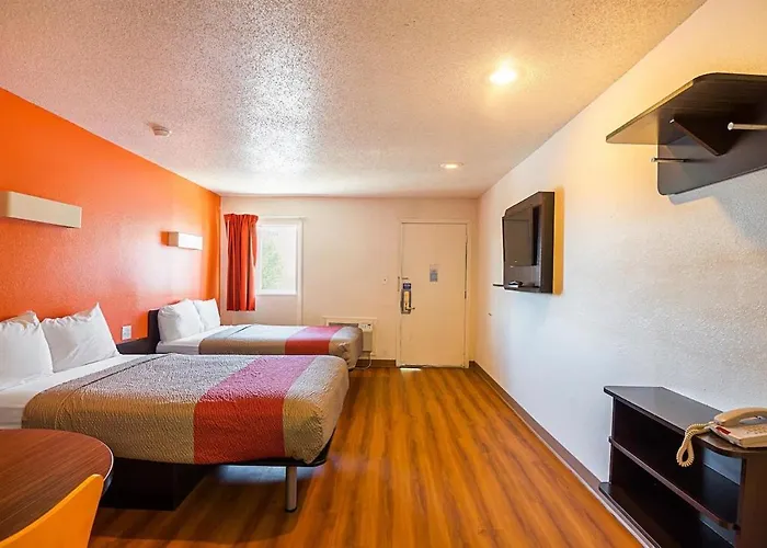 Economy Hotel Kansas City