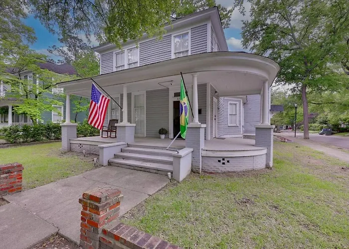1Bd 1Ba Bold Stay In Elmwood - Heart Of Columbia