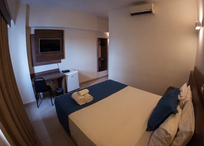 Ipe Center Hotel