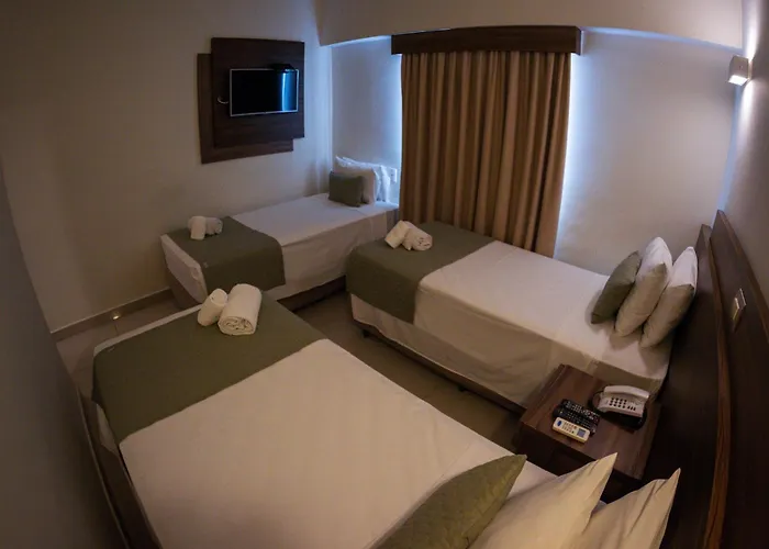 Ipe Center Hotel
