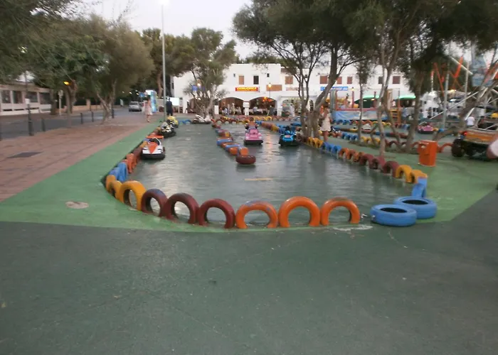 Waterfront Apartment 'Maria'. Pool. Wifi