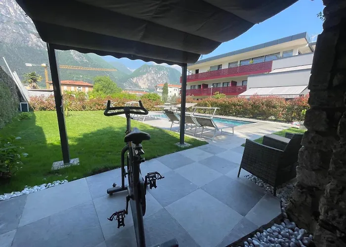 Residence Zangirolami - Luxury Garden And Balcony Apartments