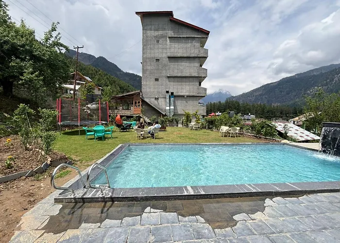 Hotel Old Smugglers With Balcony Mountain View Ac Hot And Cold Near To Hadimba Temple