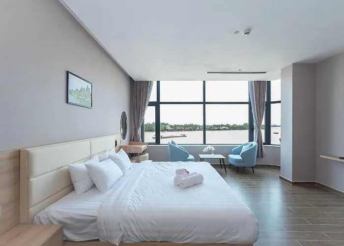 Bamboo Riverside Boutique Hotel