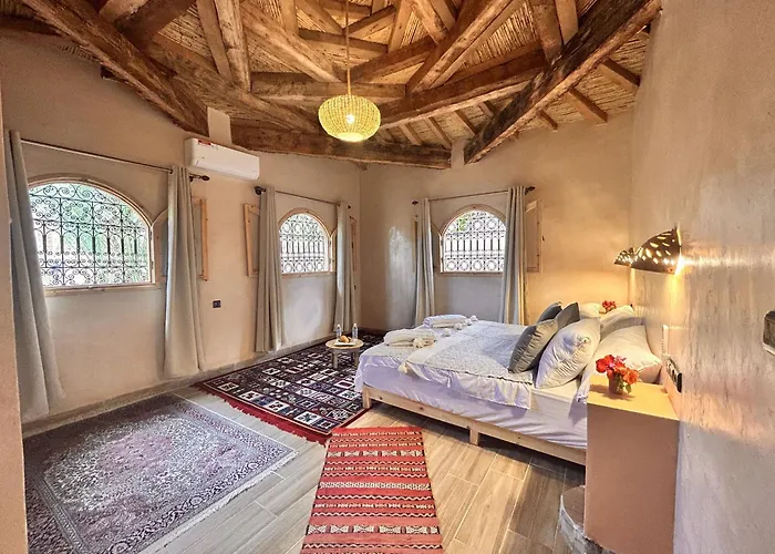Serenity Lodge Zagora Guest House Restaurant & Desert Excursions