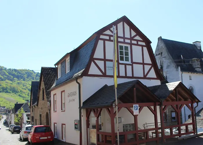 Weingut Loescher-Erben Gästehaus an der Burg